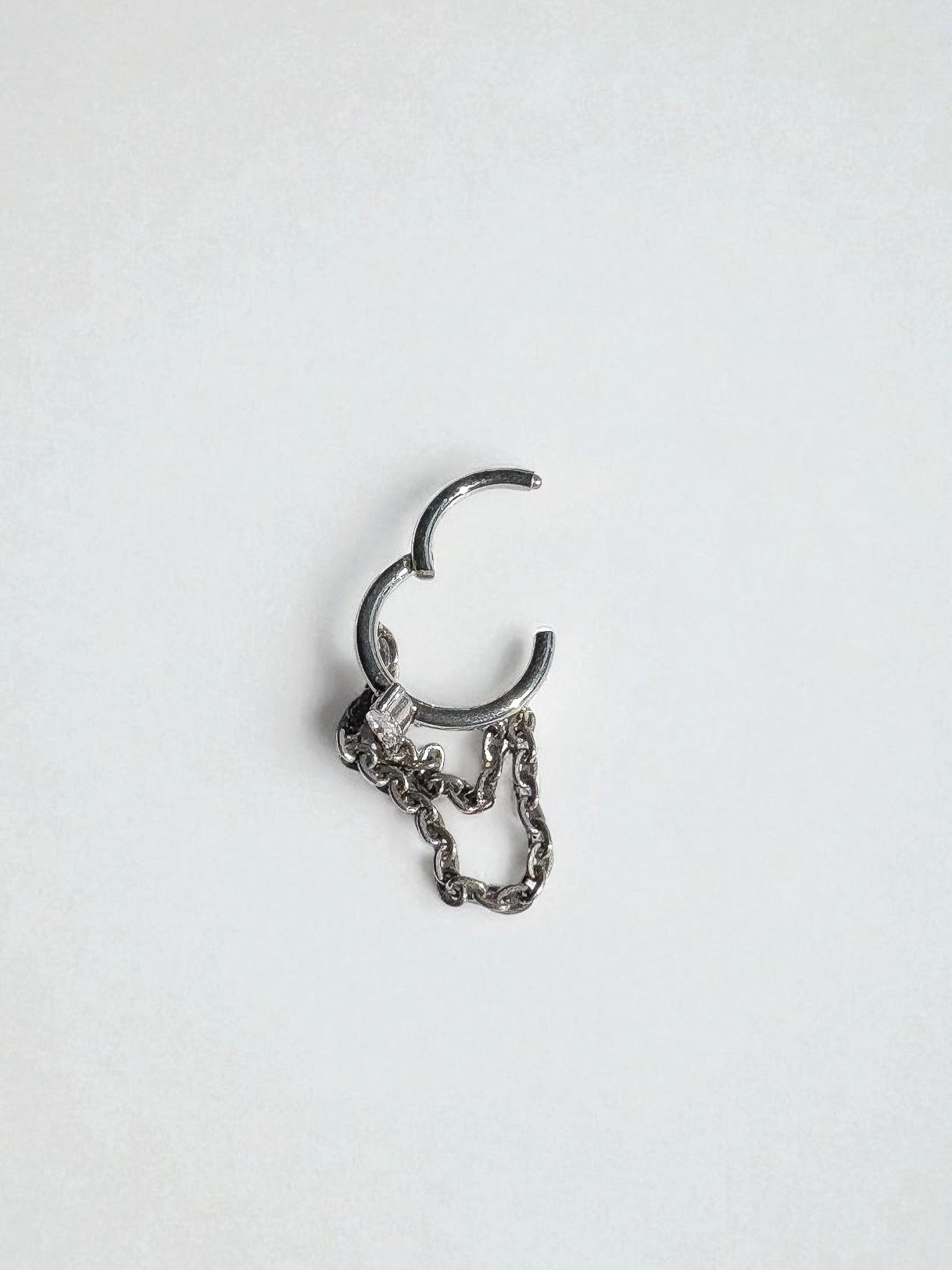 Chained Hinge Martisquise